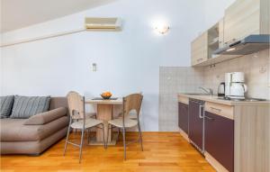 Beautiful Apartment In Pula With Wifi And 1 Bedrooms