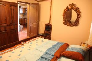 Garden Apartments Maria