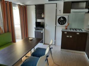 Campings mobile home entierement equipe : photos des chambres