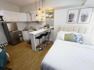 Steffs Condo 815 at CENTRIO Tower Deluxe Unit