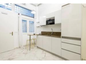 Little Cozy loft Madrid free street parking WIFI Barbadillo Bis