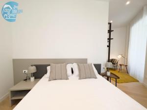 Slataper 11 Tirabora Short Rent