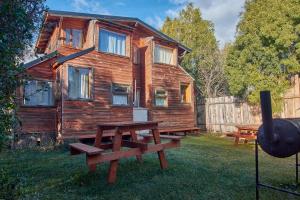 Cabañas Hechas a Mano con Vista al Cerro Catedral