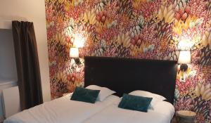 Hotels Le Relais du Chapeau Rouge : photos des chambres