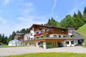 Ferienwohnung Saalbach Fieberbrunn - Фибербрунн