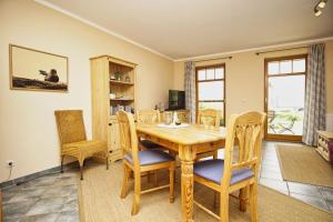 idyllsiche Lage, Ferienwohnung mit Terrasse, Meerblick - Haus Sonnenblume FeWo 04