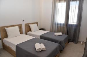 STELLAS LUXURY HOUSE