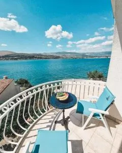 Milla 1 Trogir - Žedno