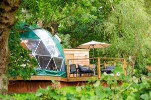 Finest Retreats - Chartwell Luxury Dome