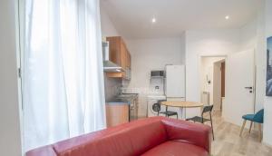 2BEDROOMS - 2STANZE - 4BEDS Minimum 3 days -TheTechFlat- Red Metro Milano Sesto Marelli San Babila Duomo Fiera - No City tax required - dishwasher