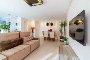 Cobertura Espetacular com Jacuzzi Privativa em Condo de Luxo