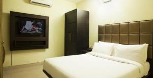 The Golden Suites & Spa