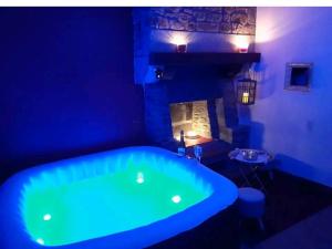 Maisons d'hotes Maison familiale avec jacuzzi interieur : photos des chambres