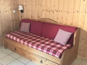 Chalets Chalet La Joue du Loup, 3 pieces, 7 personnes - FR-1-504-42 : photos des chambres