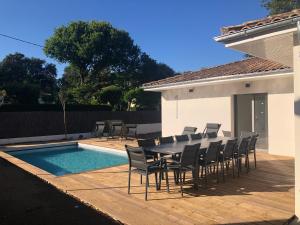 Villa- Vaux sur mer -200 m plage Nauzan - Piscine