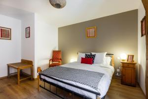 Ludwig Dringenberg Sélestat - Parking gratuit - Proche Europa-Park - Route des Vins - Haut-Koenigsbourg