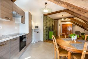 LE RHENANUS Jacques Spiegel - idéal pour un couple - appartement au calme - parking gratuit