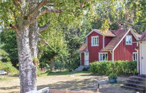 3 Bedroom Cozy Home In Tving