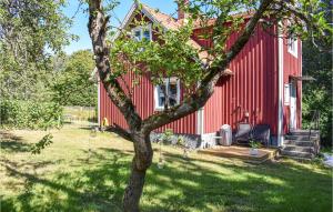 3 Bedroom Cozy Home In Tving