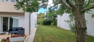 Appartements Appartement lumineux T3 avec jardin privatif a Hendaye - Parking et wif gratuit : photos des chambres