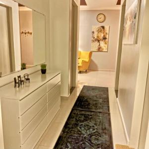 3 Bedrooms Short Stays Condo at KLCC