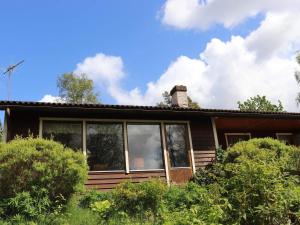 5 person holiday home in KNÄRED-By Traum