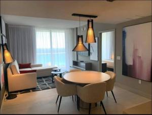 Luxury apartment- Hyde House Resort