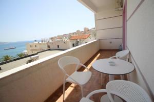 Doka Center Apartments