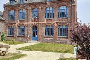 Appartements La bellevue - vue plongeante sur la mer sous les charpentes : photos des chambres