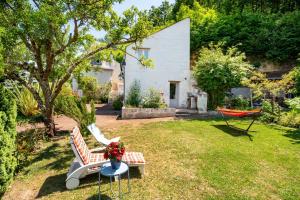 Maisons de vacances Le Clos Eugenie - Charmante maison avec jardin et vue sur la Loire : photos des chambres