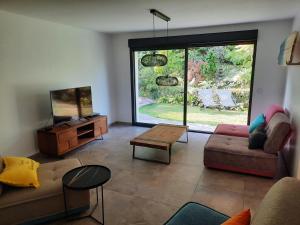 Villa élégante, jardin bucolique, proche golf & plages, 4 étoiles - FR-1-239-698