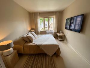 Banga & Sunrise Nida