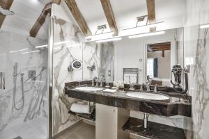 Hotels Chateau des Vigiers : Chambre Deluxe