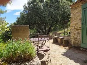 Sous les Chênes - La Bastide-des-Jourdans