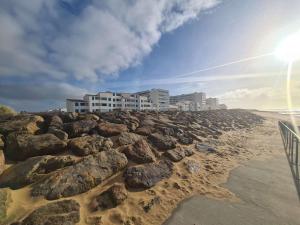Studio cosy à 50m de la plage - 4 couchages, loggia vue mer, lave-linge, ménage inclus - FR-1-224C-418