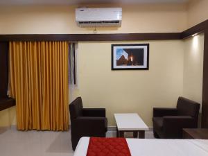 sri balaji grand hotel