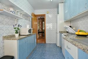 128 Retro Chill Alicante Holiday