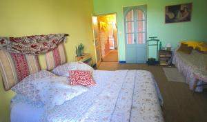 B&B / Chambres d'hotes Les Chimeres : photos des chambres