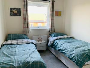 Alpha, Private Double Room, City Centre, Free Parking, Sittingbourne, Kent