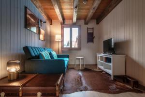 Casa Bella Oschesina by Quokka 360 - in the village of Osco