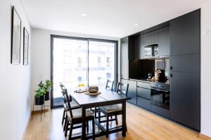 Camões Downtown with Parking