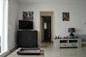 T2 moderne avec terrasse a 100m de la plage et parking sécurisé 4 PERS MAXI