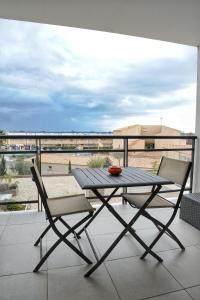 T2 moderne avec terrasse a 100m de la plage et parking sécurisé 4 PERS MAXI