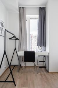 Stunning Views 11th Floor 2BR Home with Sauna