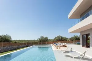 TreeTop Villa ΙΙ, outstanding spiritual retreat, By ThinkVilla - Loutra