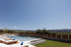 TreeTop Villa II, Private Pool, BBQ & Playground, By ThinkVilla