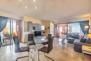 Beneharo 1-1 DELUXE SEA VIEW 2B