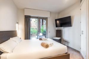 Alzaro 0-5 DELUXE SEA VIEW 2B