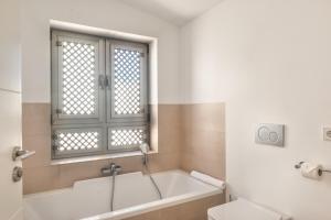 Bentor 3-3 PENTHOUSE POOL VIEW & JACUZZI 2B