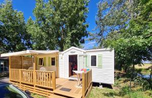 Bungalow de 3 chambres avec piscine partagee et jardin amenage a Angles a 4 km de la plage